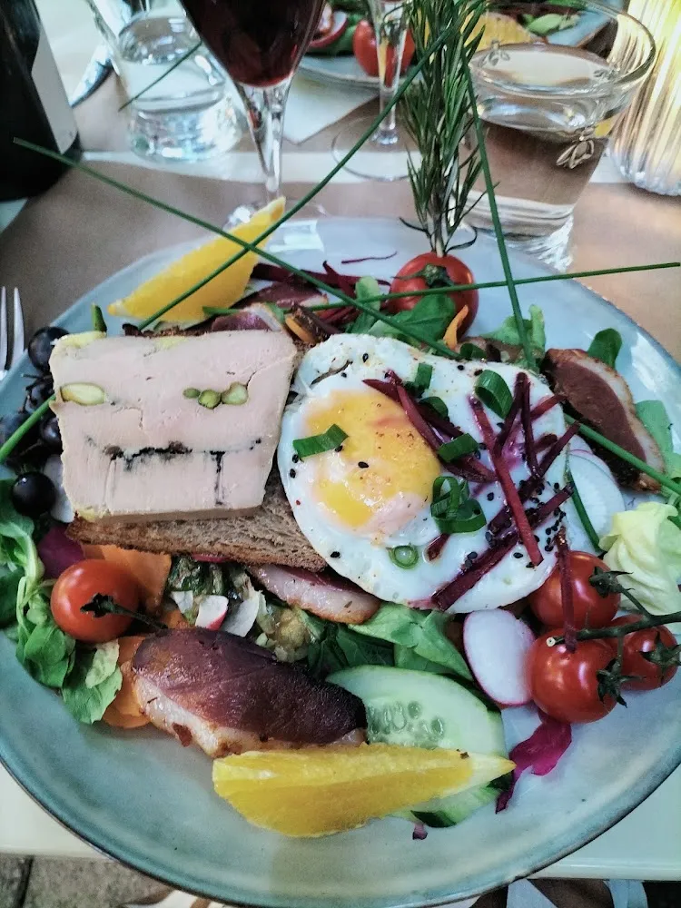 Salade Au Foie Gras